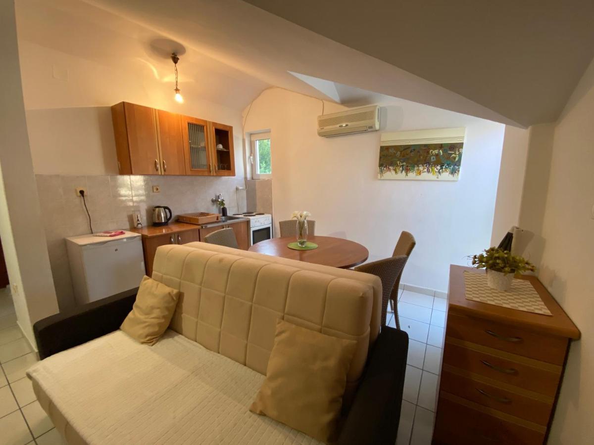 Apartments Mandarina Garden Petrovac Exterior photo