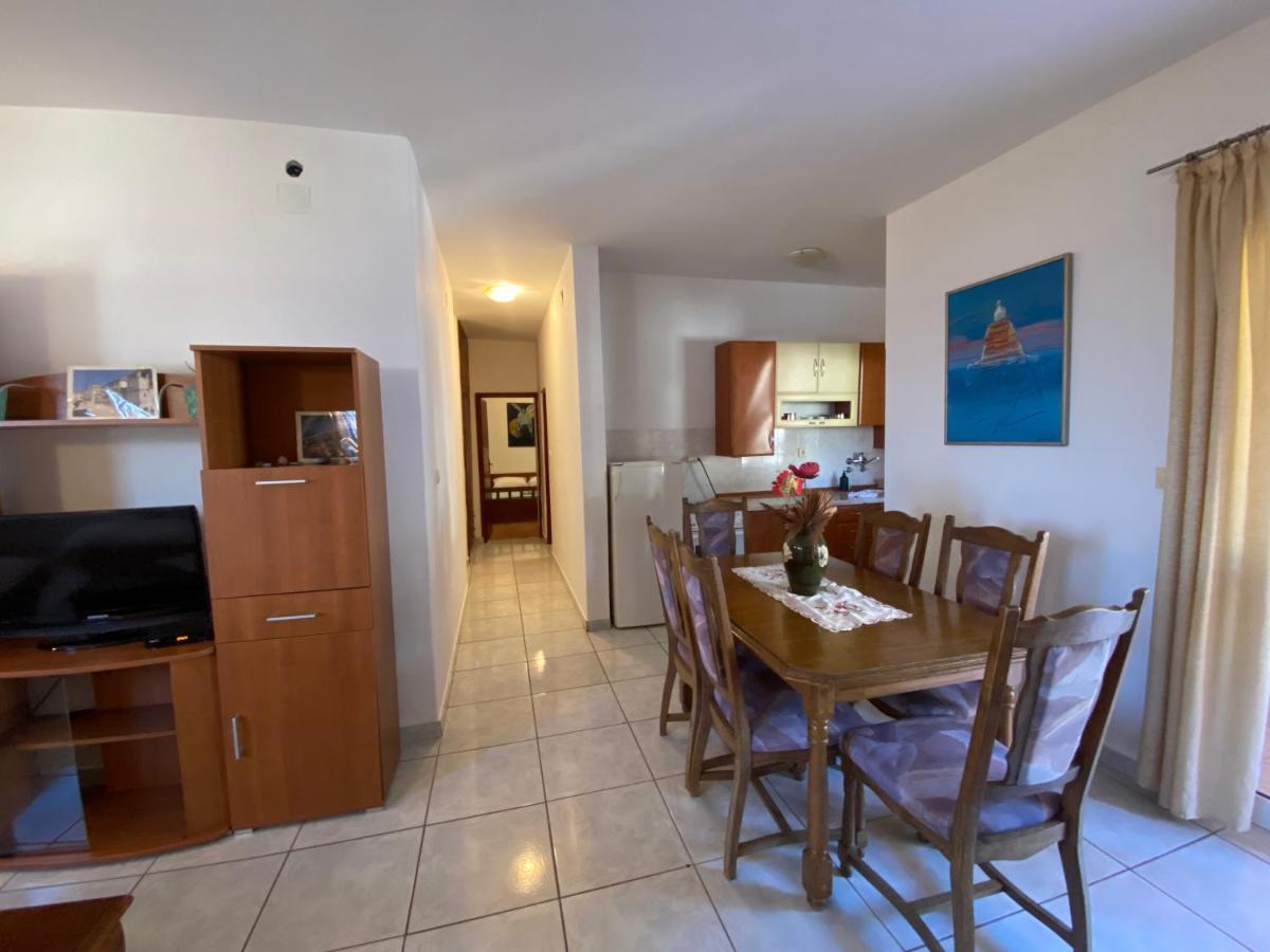 Apartments Mandarina Garden Petrovac Exterior photo
