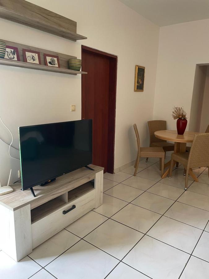 Apartments Mandarina Garden Petrovac Exterior photo